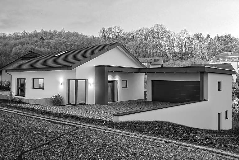 Einfamilienhaus mit Doppelgarage in Obrigheim